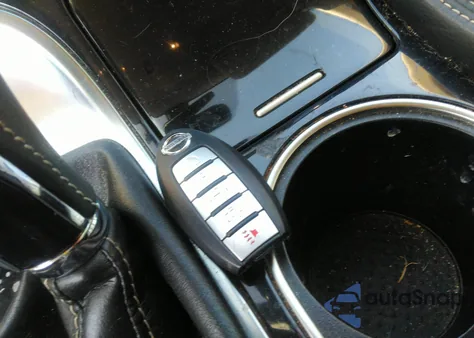 2017 Nissan Maxima 3.5 Platinum z USA, uszkodzony, nr VIN 1N4AA6AP5HC438318